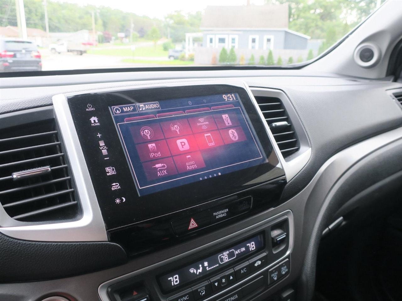Honda Ridgeline photo 15