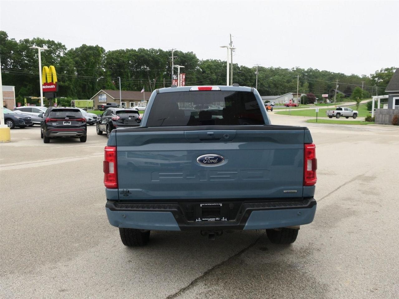 Ford F-150 Lariat 4WD SuperCrew 5.5' Box 2023