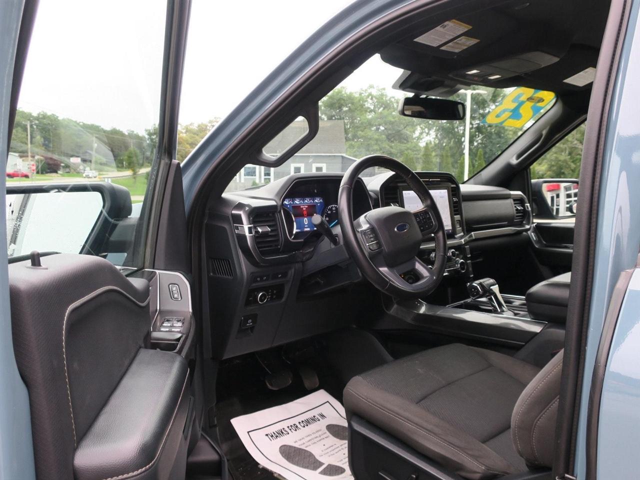 Ford F-150 Lariat 4WD SuperCrew 5.5' Box 2023