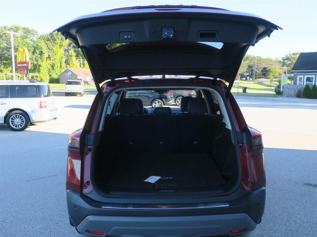 Nissan Rogue photo 10