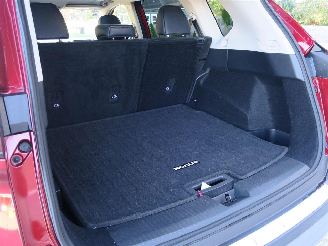 Nissan Rogue photo 11