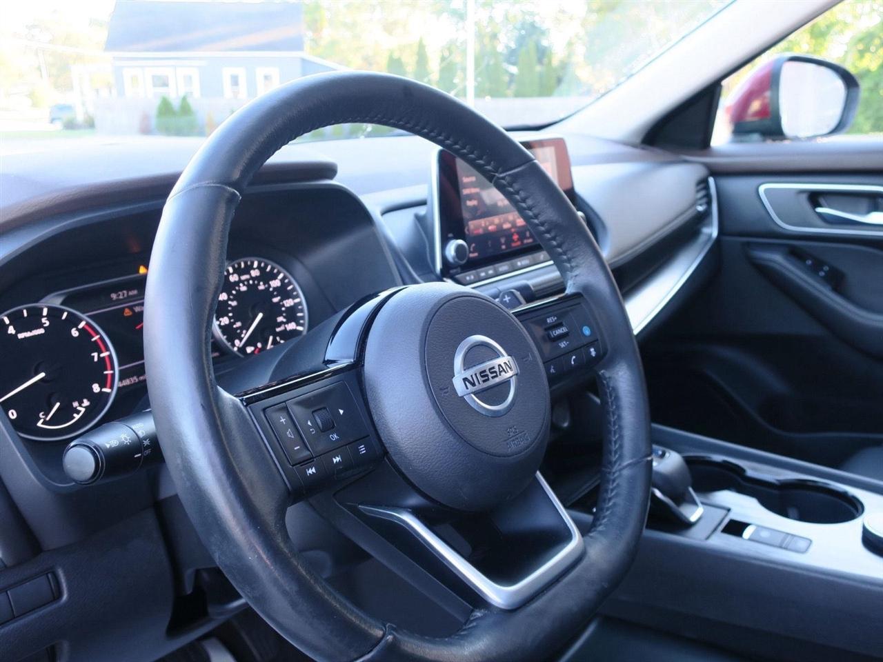 Nissan Rogue photo 14