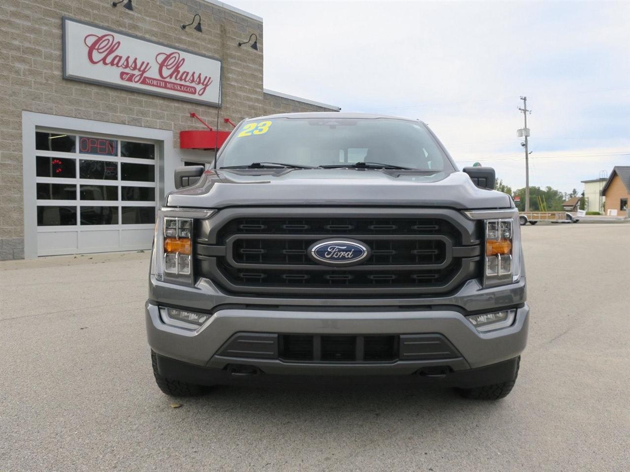 Ford F-150 photo 7