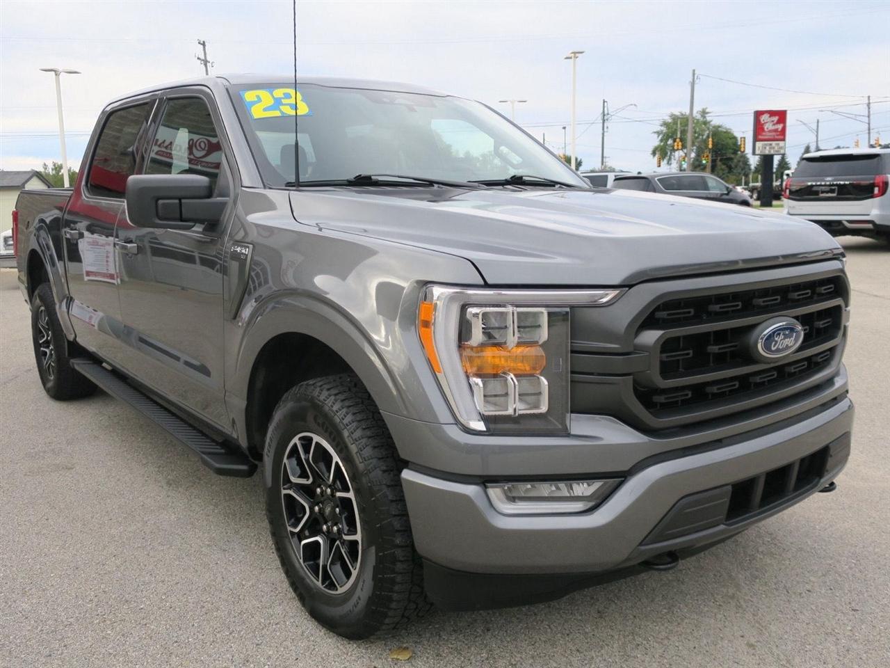 Ford F-150 photo 8
