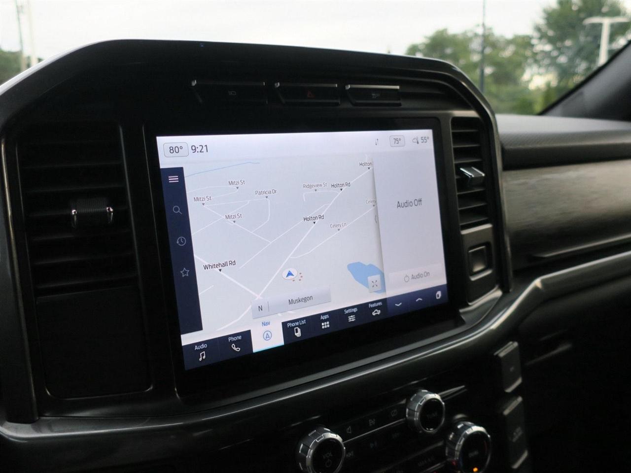 Ford F-150 photo 17