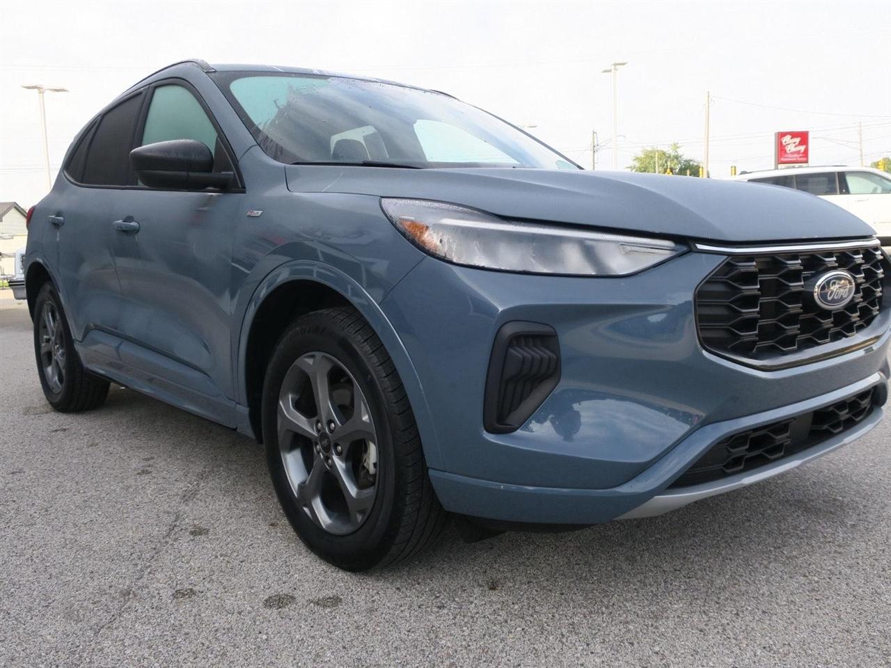 Ford Escape photo 11