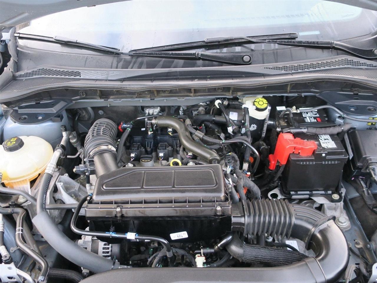 Ford Escape photo 13