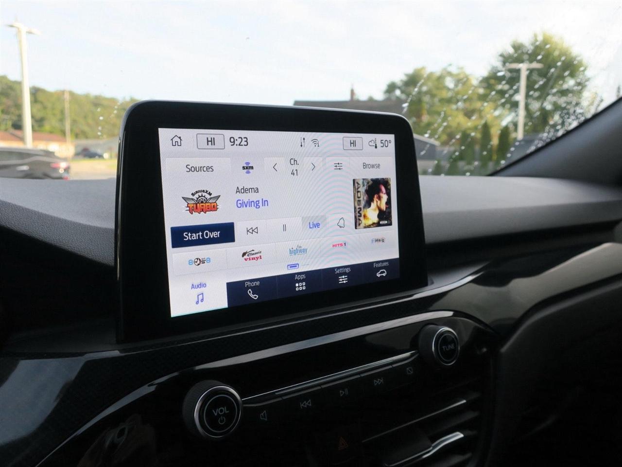 Ford Escape photo 18