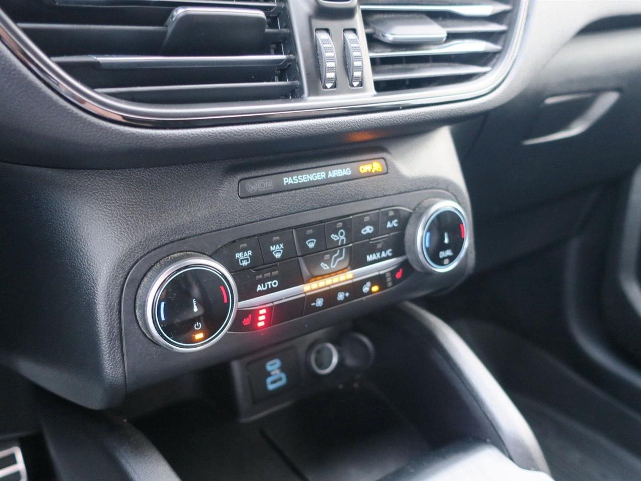 Ford Escape photo 20