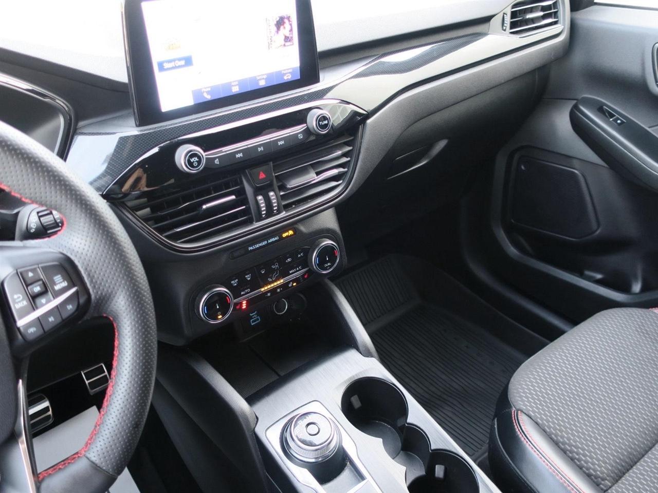 Ford Escape photo 21