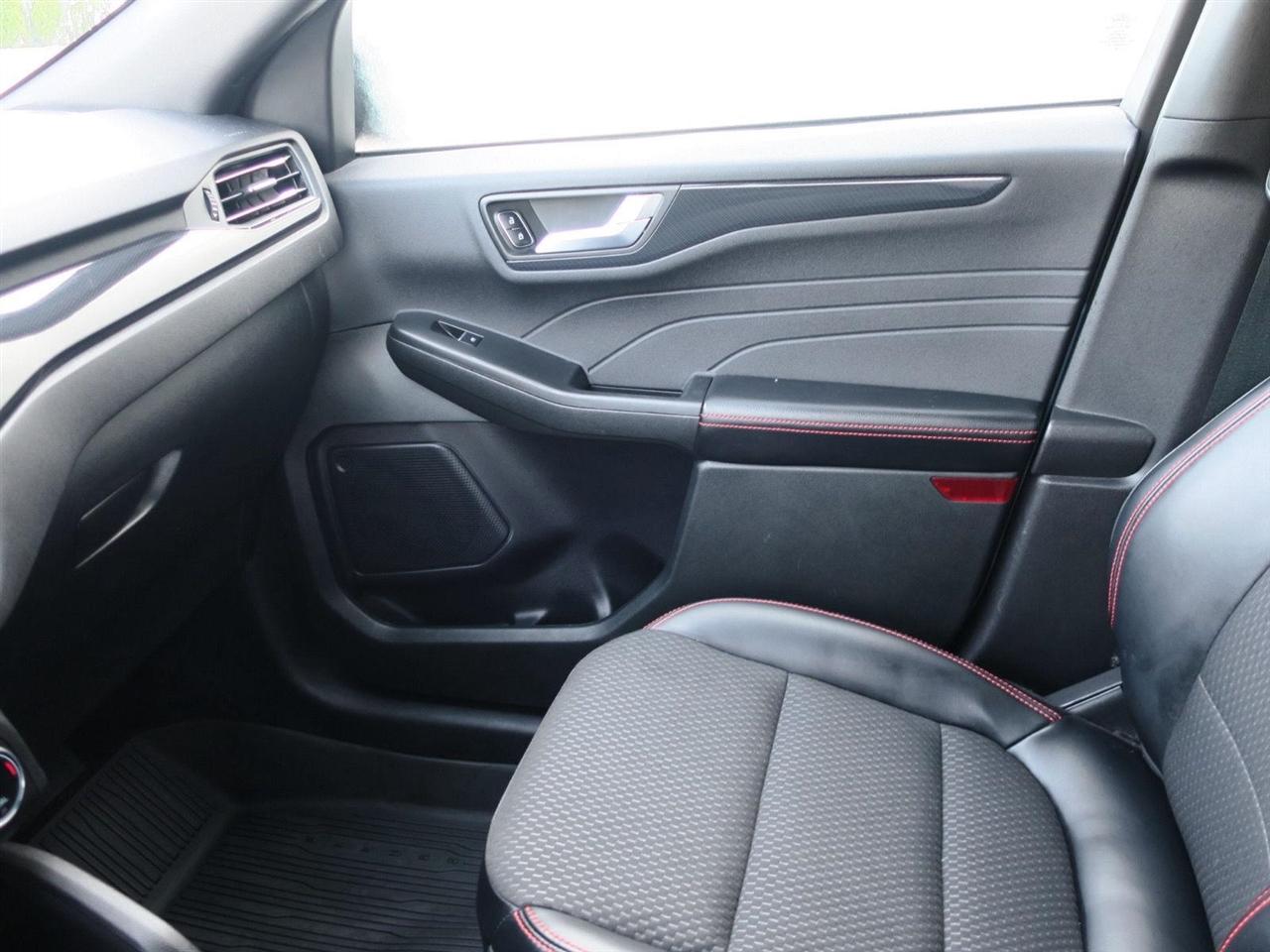 Ford Escape photo 22