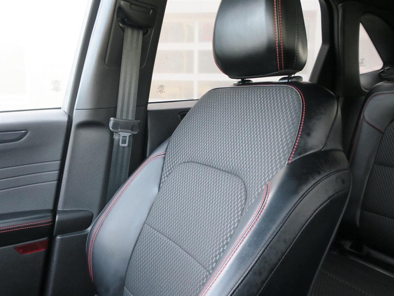 Ford Escape photo 23
