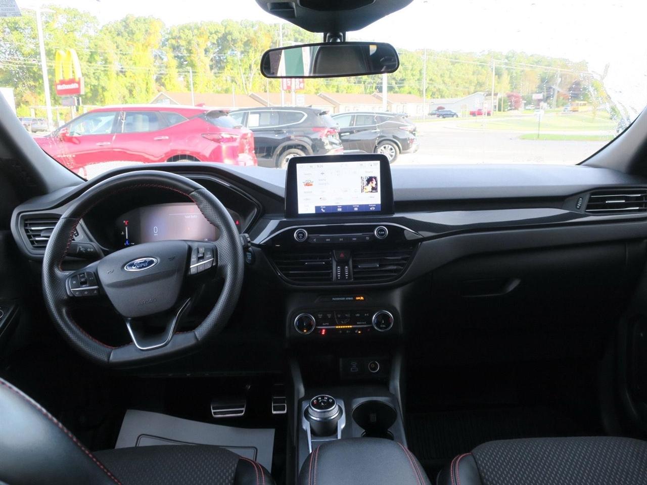 Ford Escape photo 28
