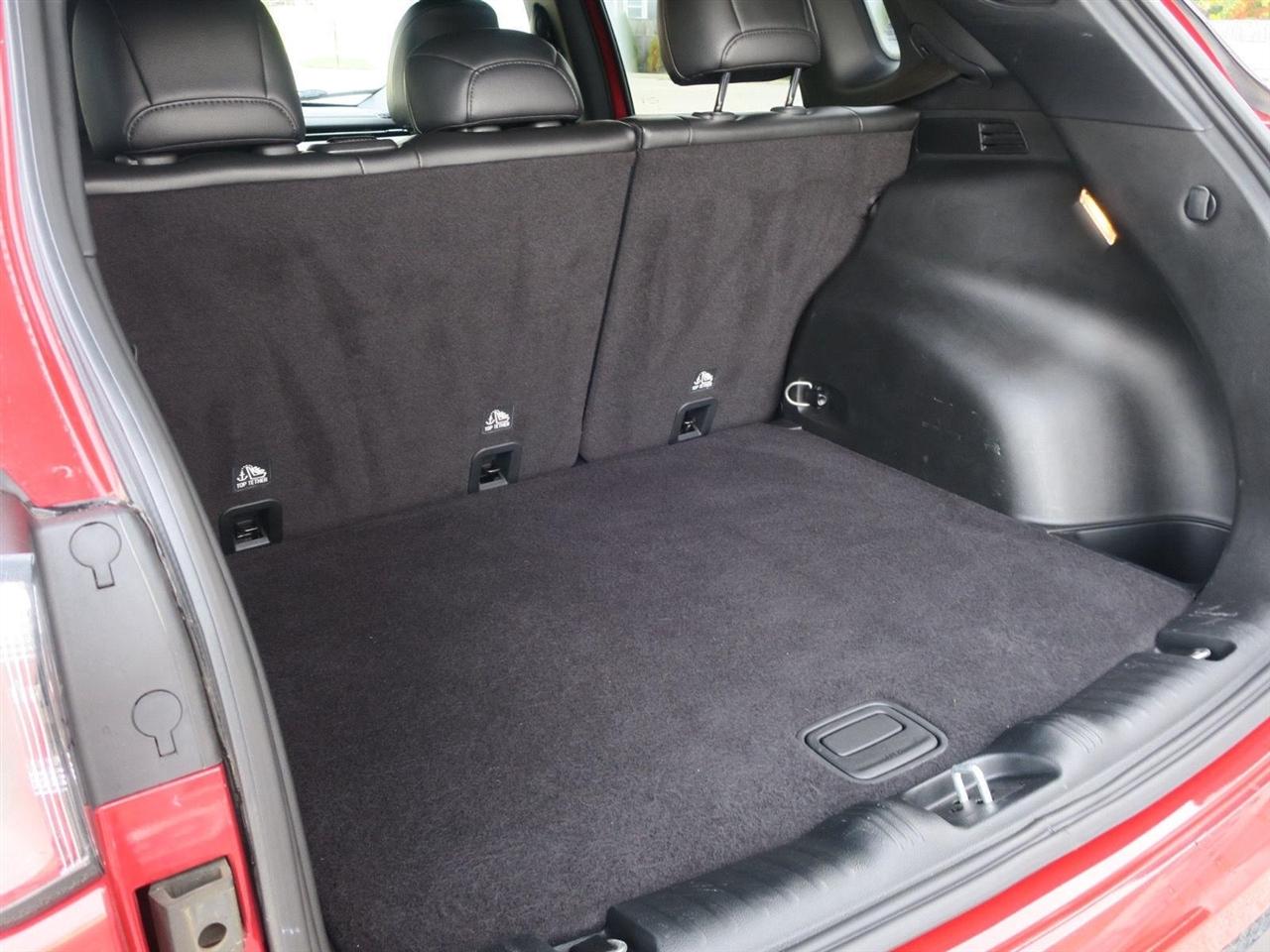 Jeep Compass photo 4
