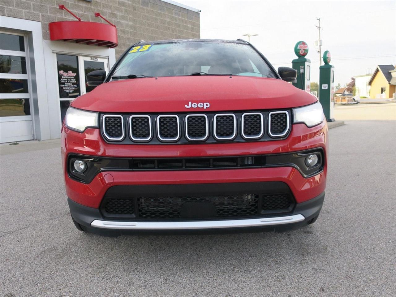 Jeep Compass photo 9