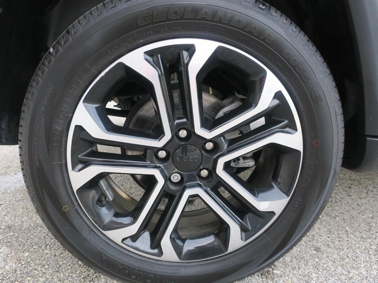 Jeep Compass photo 10