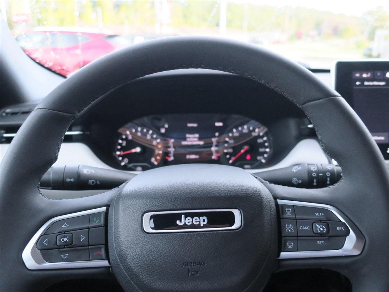 Jeep Compass photo 16