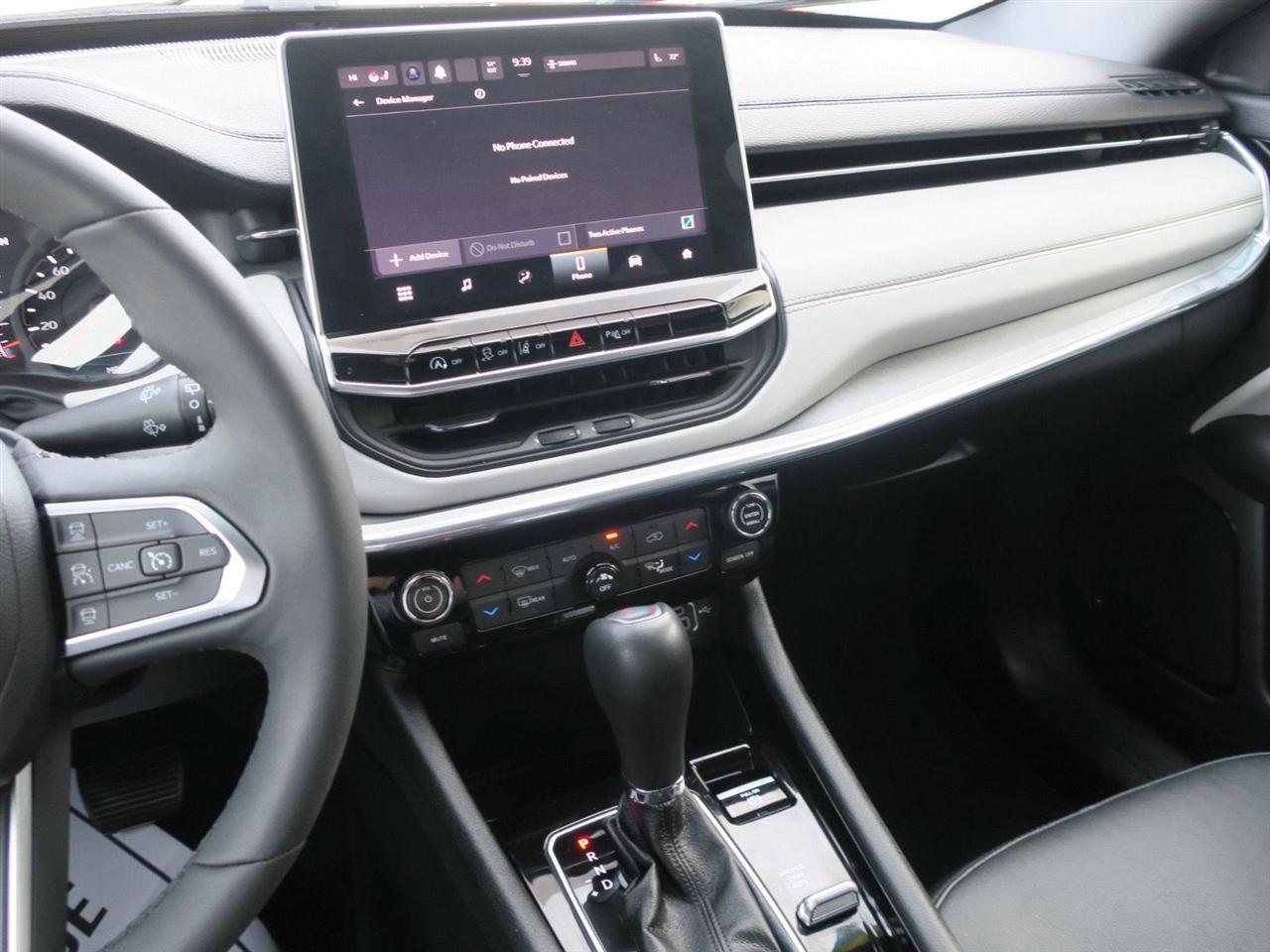 Jeep Compass photo 20