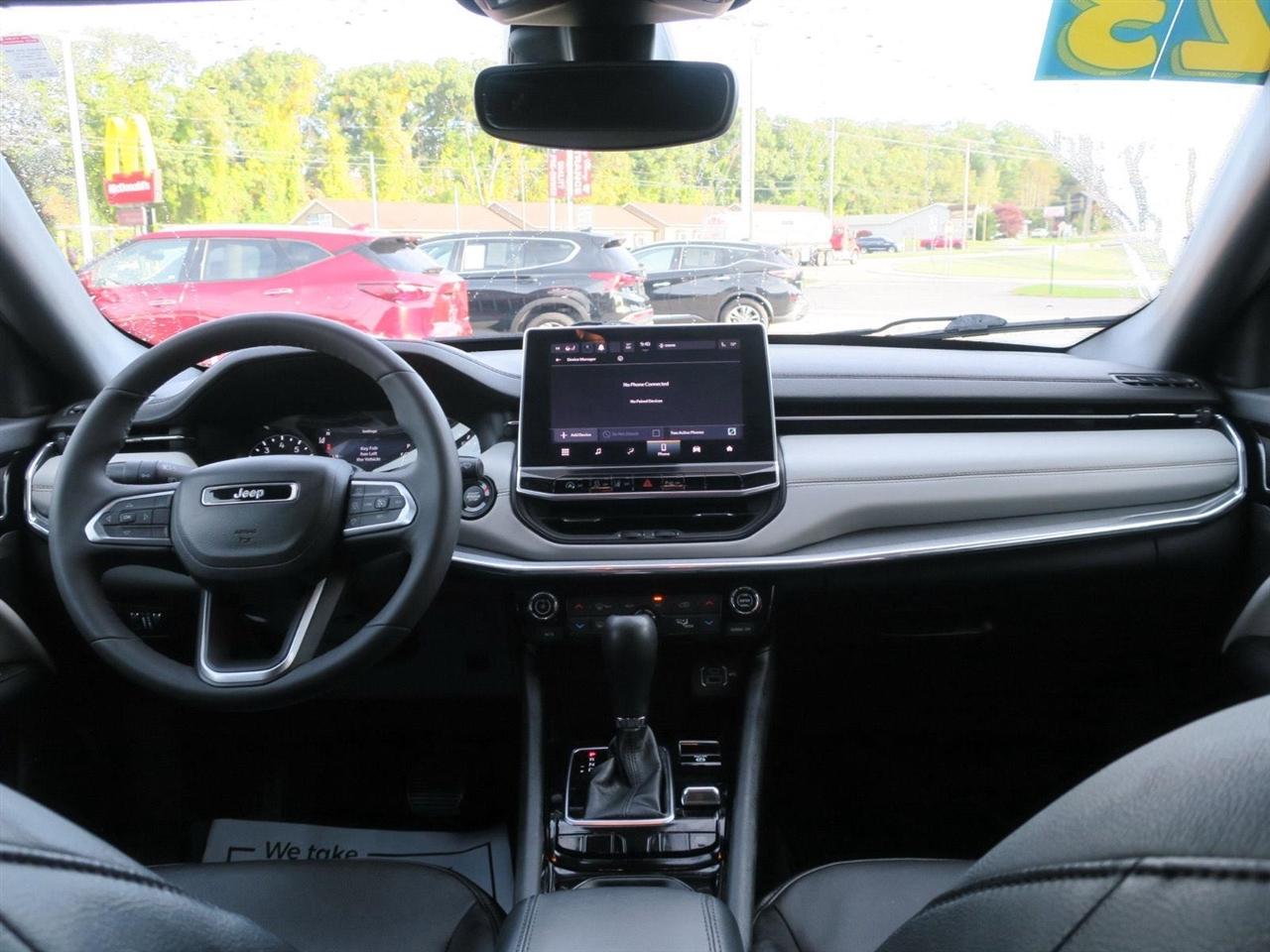 Jeep Compass photo 25