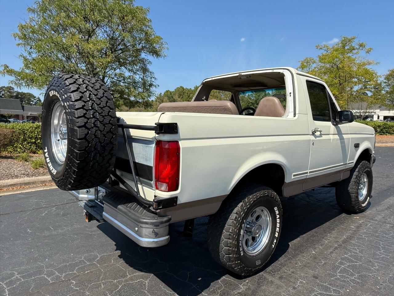 Ford Bronco 2dr Eddie Bauer 1993