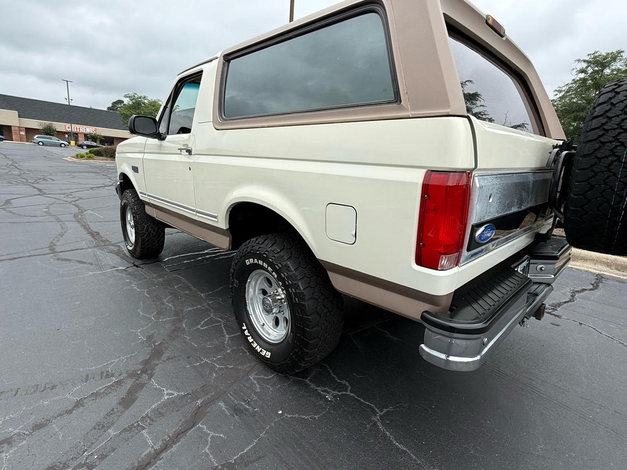 Ford Bronco 2dr Eddie Bauer 1993