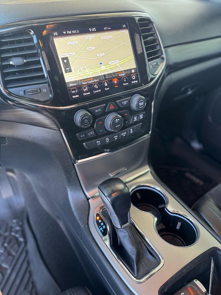 Jeep Grand Cherokee Laredo X 4x4 2021
