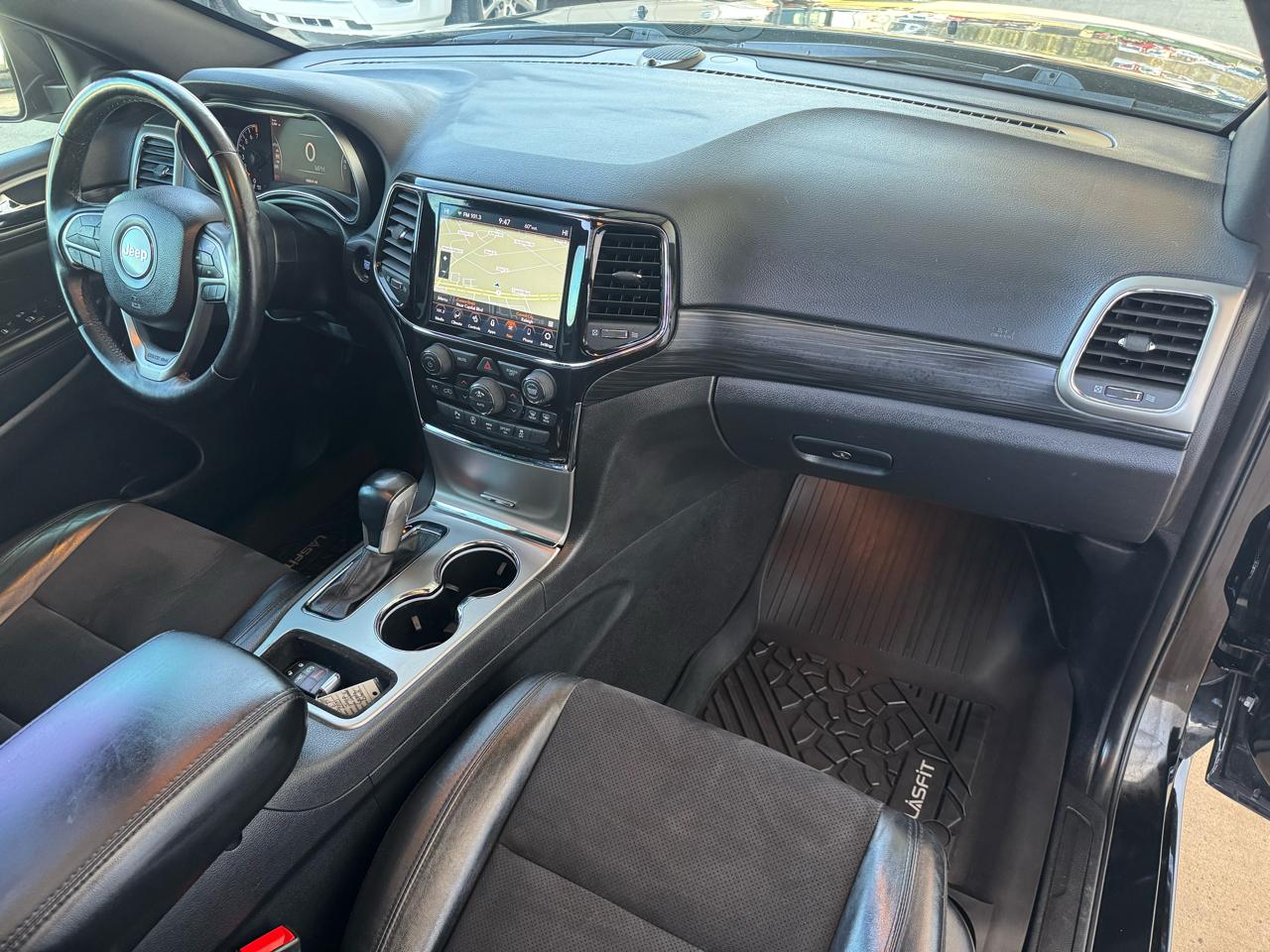 Jeep Grand Cherokee Laredo X 4x4 2021