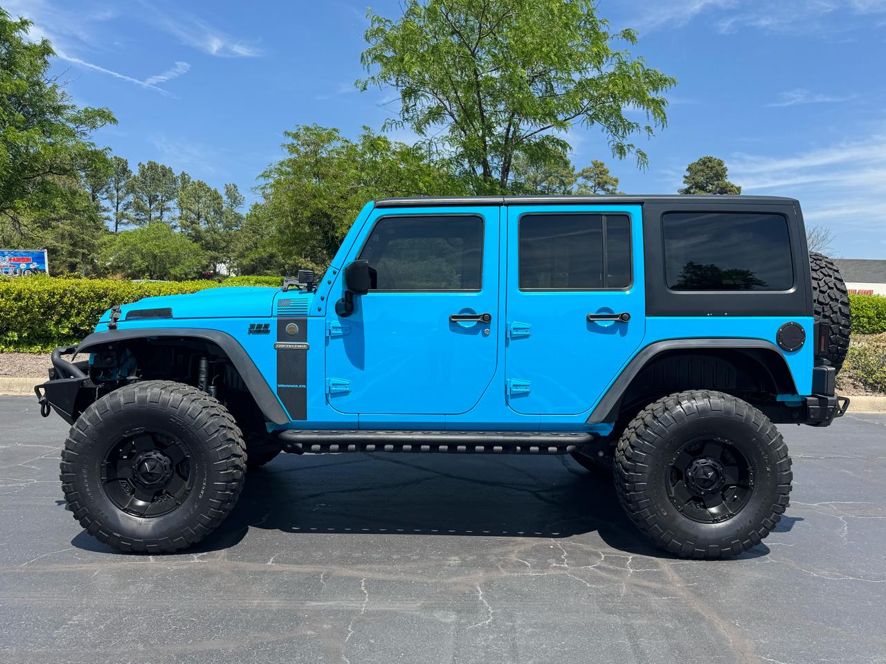Jeep Wrangler Unlimited 4WD 4dr Sport 2017