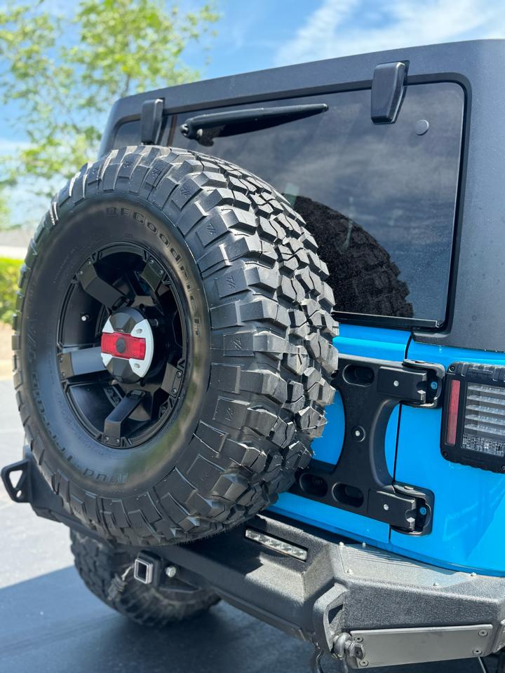 Jeep Wrangler Unlimited 4WD 4dr Sport 2017