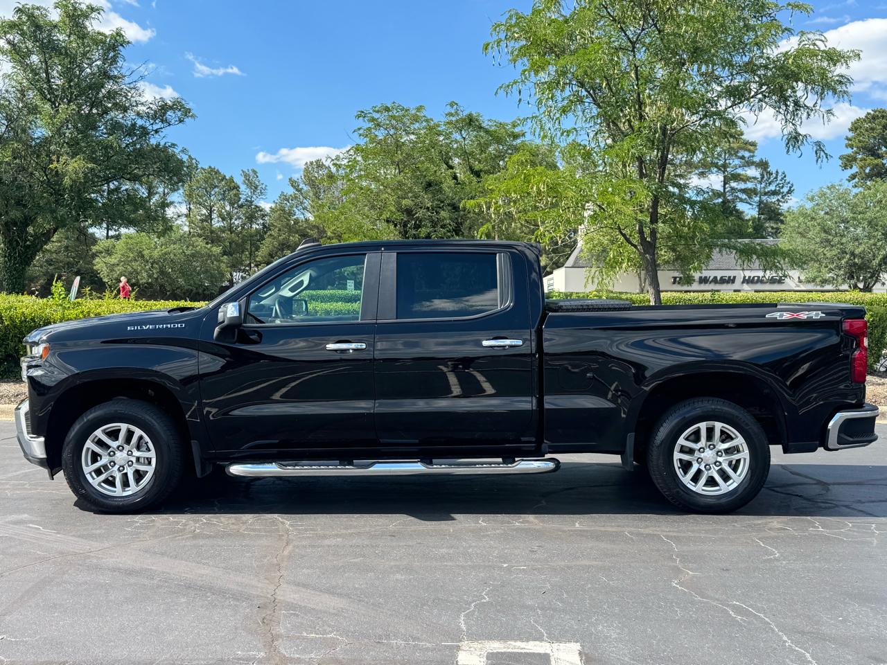 Chevrolet Silverado 1500 4WD Crew Cab 157" LT 2020