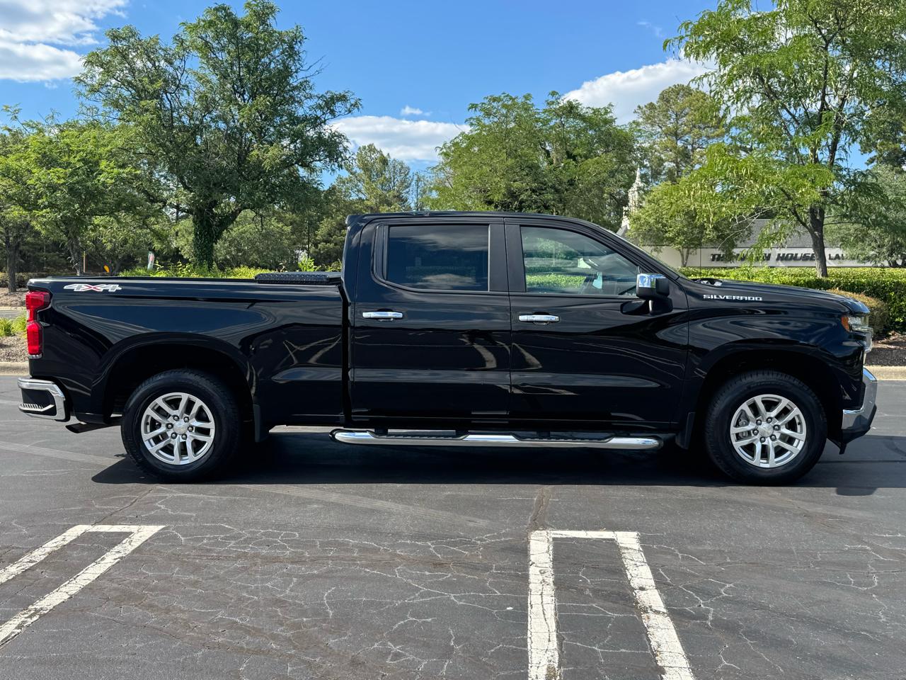 Chevrolet Silverado 1500 4WD Crew Cab 157" LT 2020