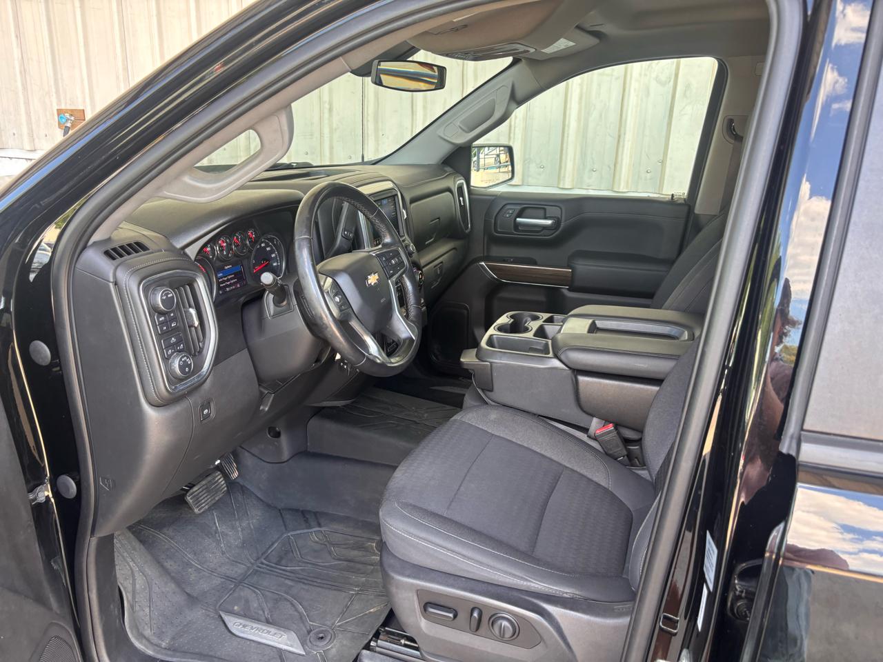 Chevrolet Silverado 1500 4WD Crew Cab 157" LT 2020