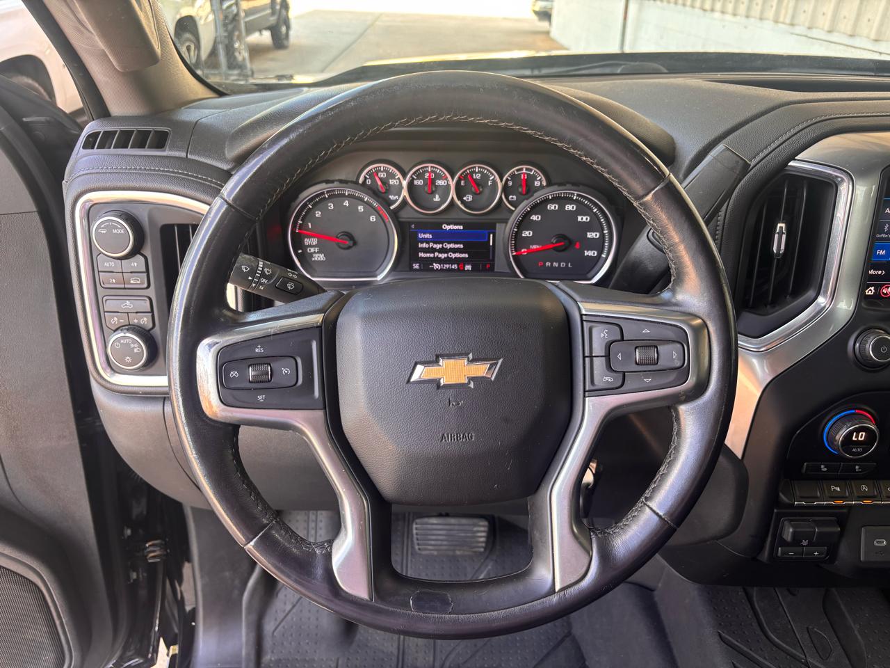 Chevrolet Silverado 1500 4WD Crew Cab 157" LT 2020