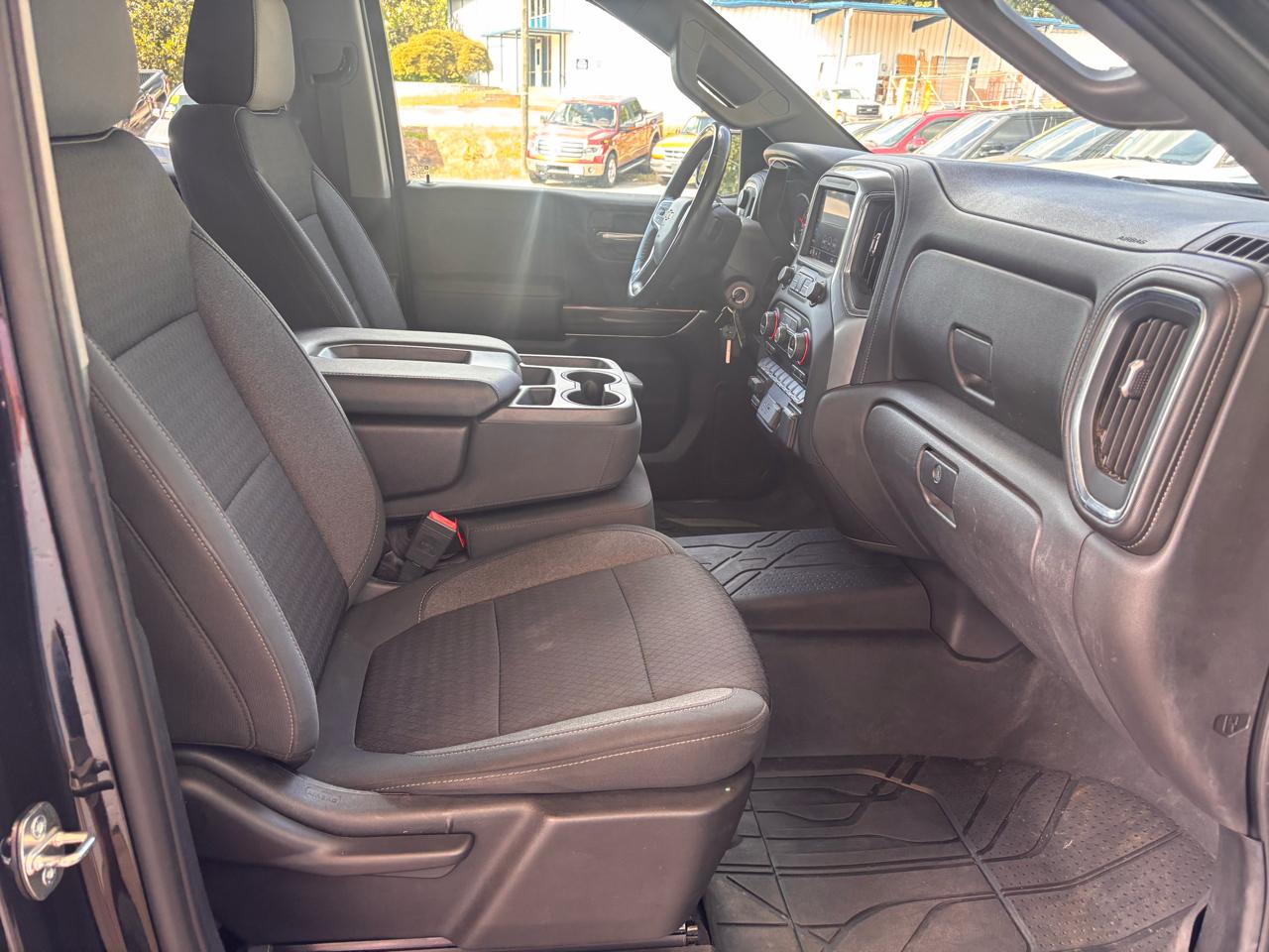 Chevrolet Silverado 1500 4WD Crew Cab 157" LT 2020