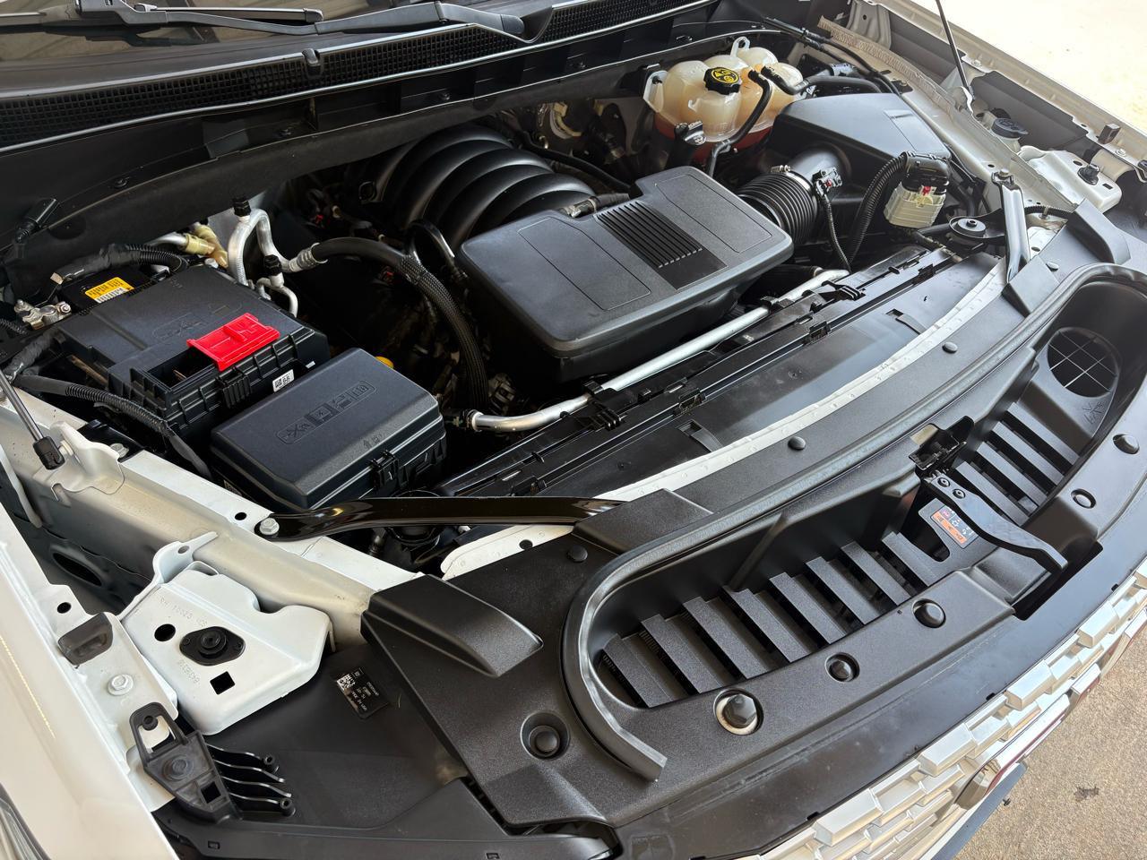 GMC Yukon 4WD 4dr Denali 2023