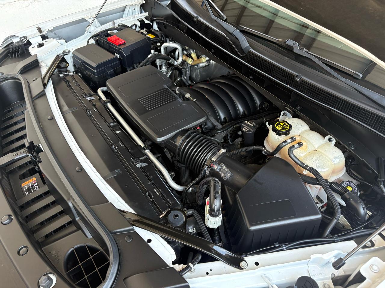 GMC Yukon 4WD 4dr Denali 2023