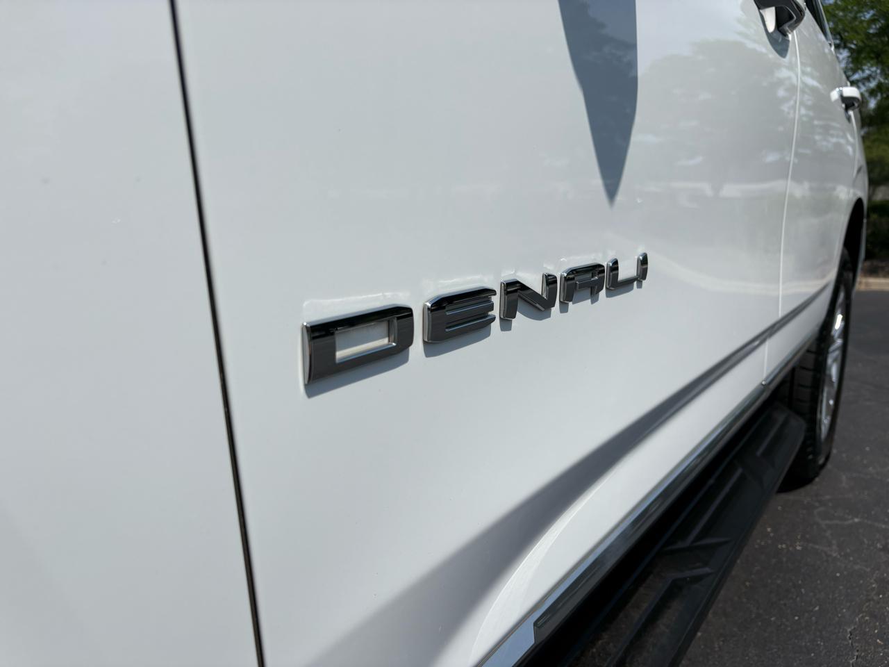 GMC Yukon 4WD 4dr Denali 2023