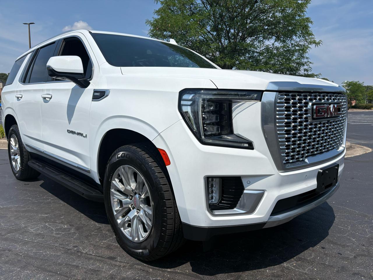 GMC Yukon 4WD 4dr Denali 2023