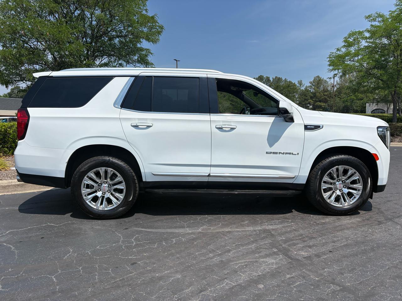 GMC Yukon 4WD 4dr Denali 2023