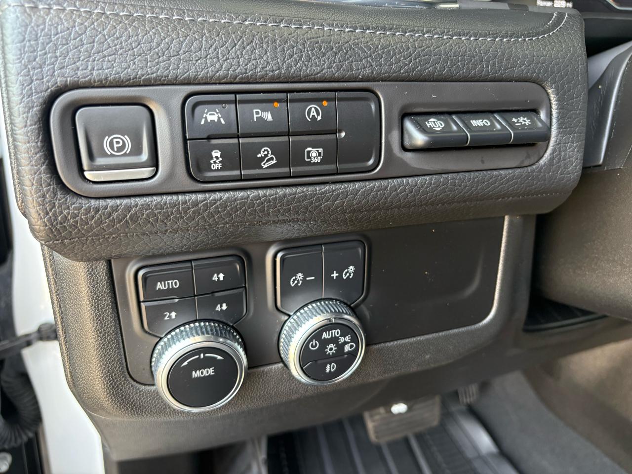GMC Yukon 4WD 4dr Denali 2023