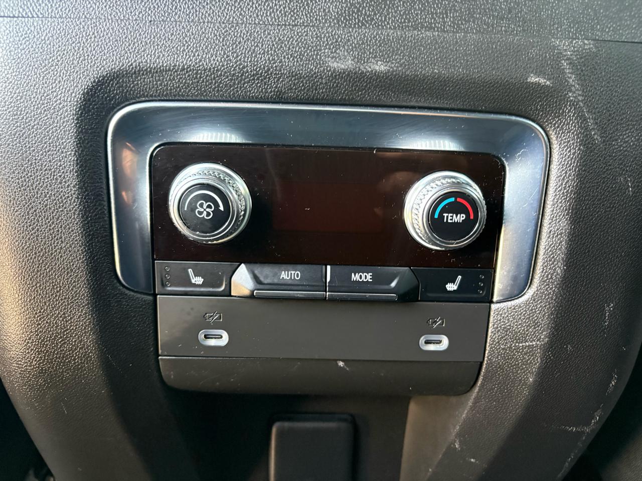 GMC Yukon 4WD 4dr Denali 2023