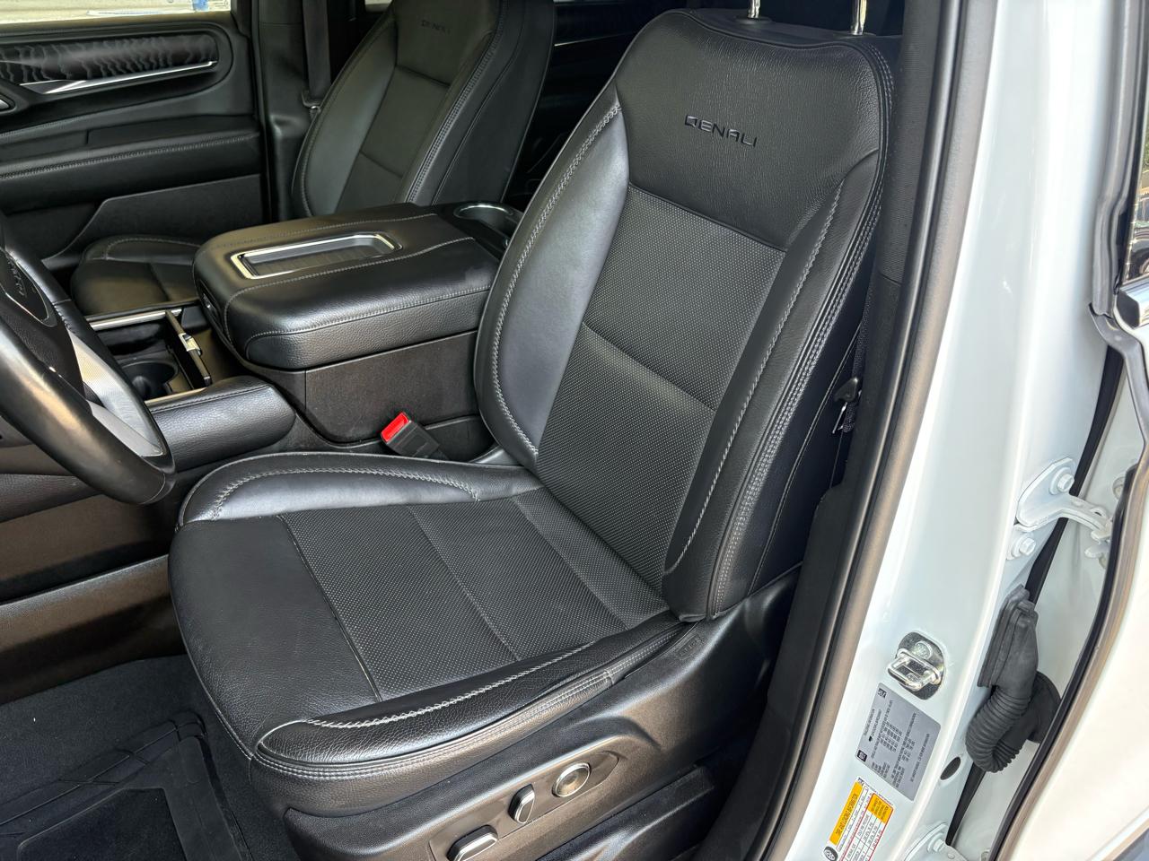 GMC Yukon 4WD 4dr Denali 2023