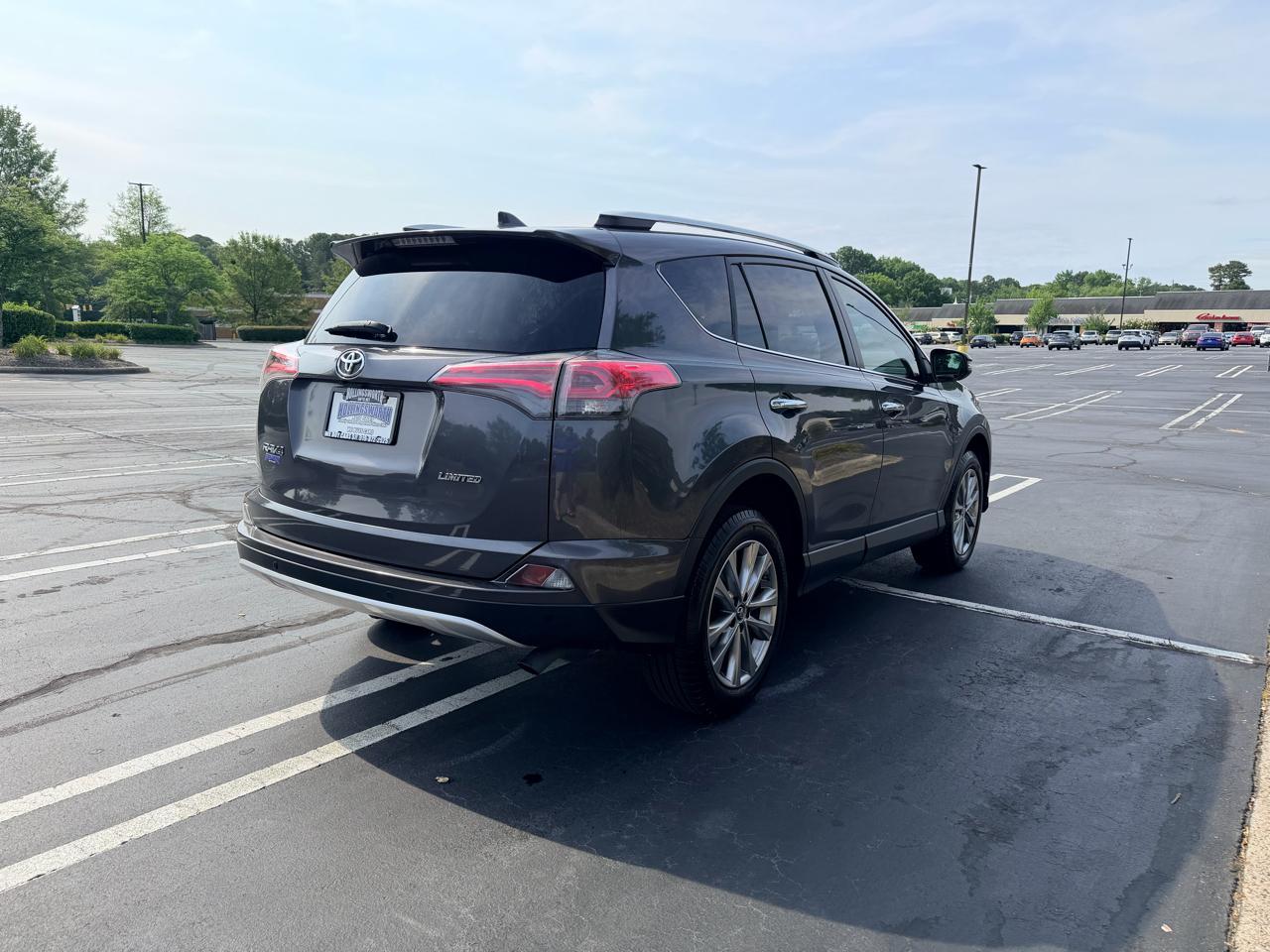 Toyota RAV4 FWD 4dr Limited (Natl) 2016
