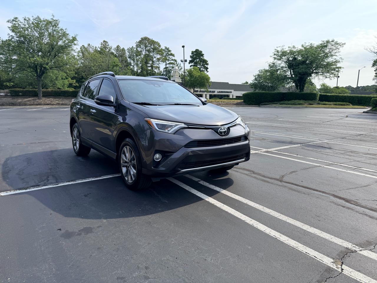 Toyota RAV4 FWD 4dr Limited (Natl) 2016