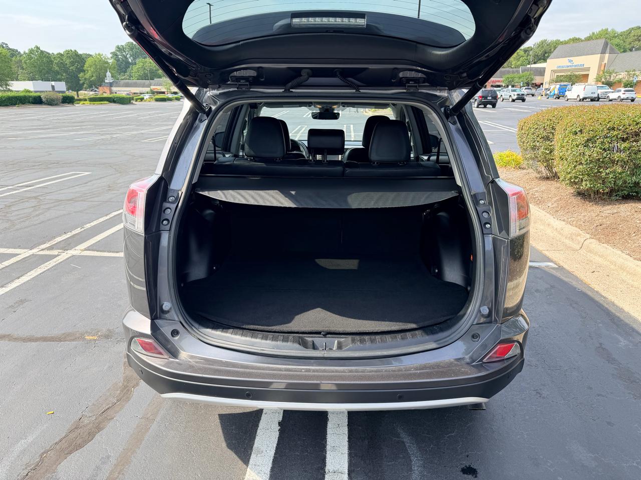Toyota RAV4 FWD 4dr Limited (Natl) 2016