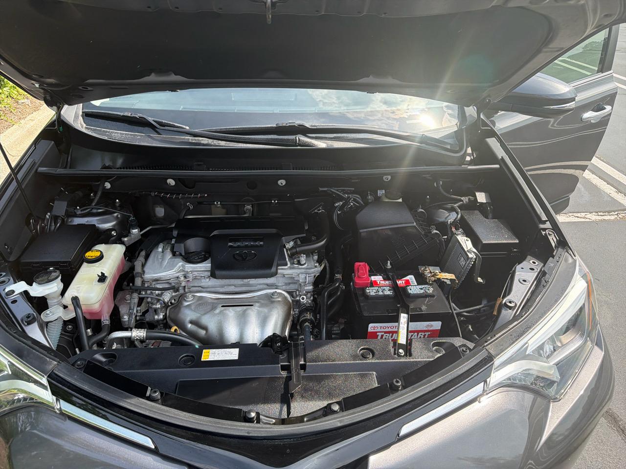 Toyota RAV4 FWD 4dr Limited (Natl) 2016