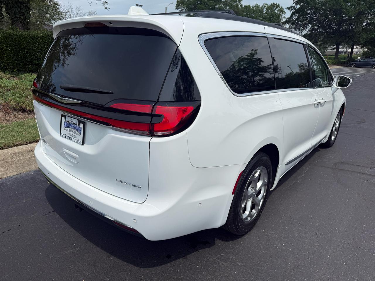 Chrysler Pacifica Limited FWD 2022