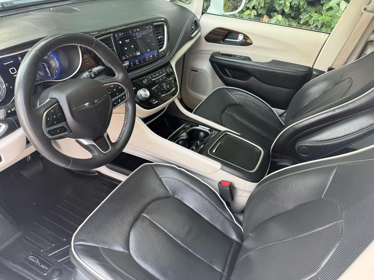 Chrysler Pacifica Limited FWD 2022