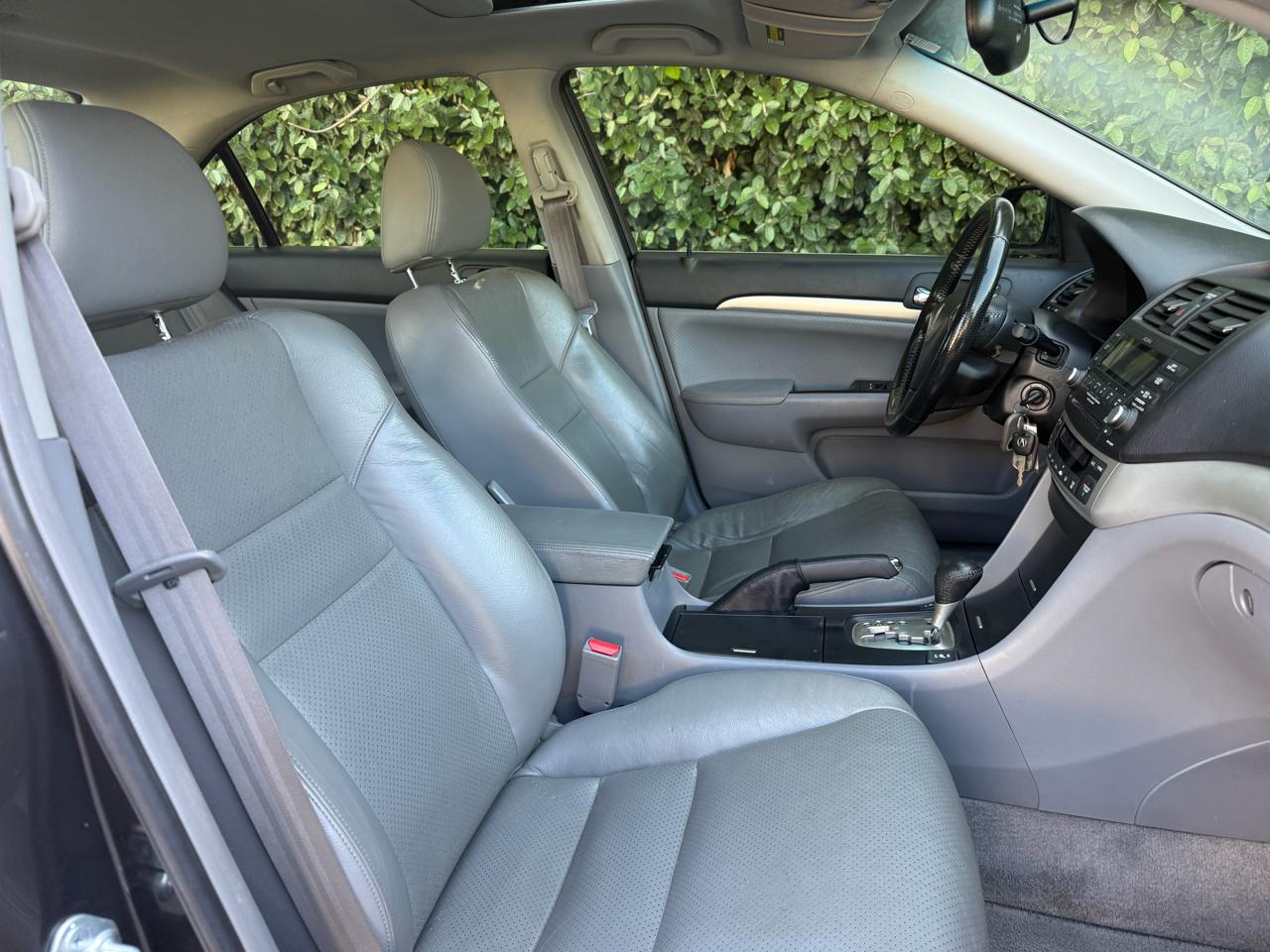 Acura TSX 4dr Sdn AT 2006