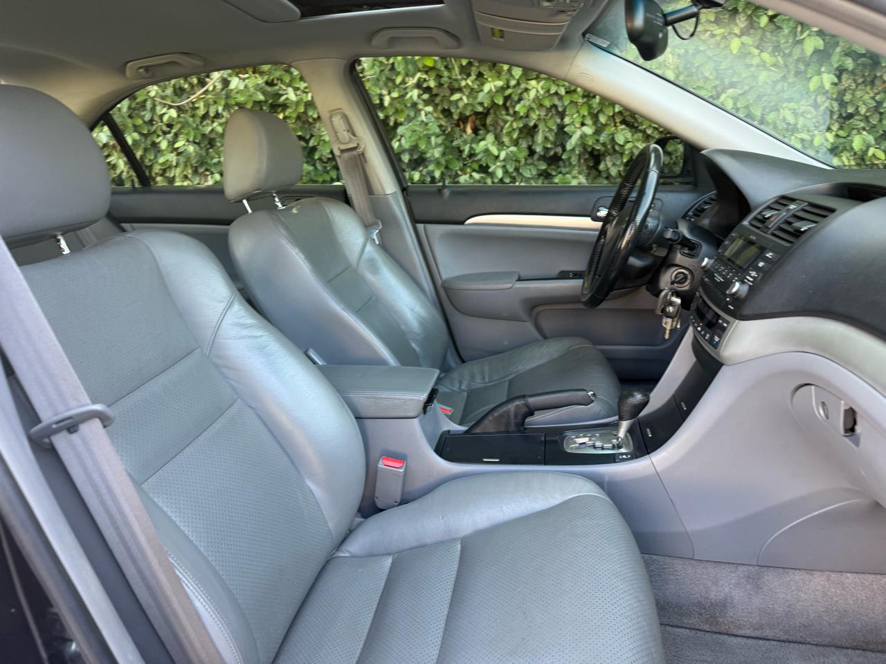 Acura TSX 4dr Sdn AT 2006